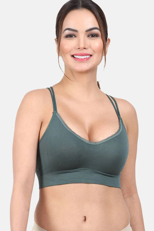 Amour Secret Women's Lightly Padded Medium Impact Sports Bra S1005N